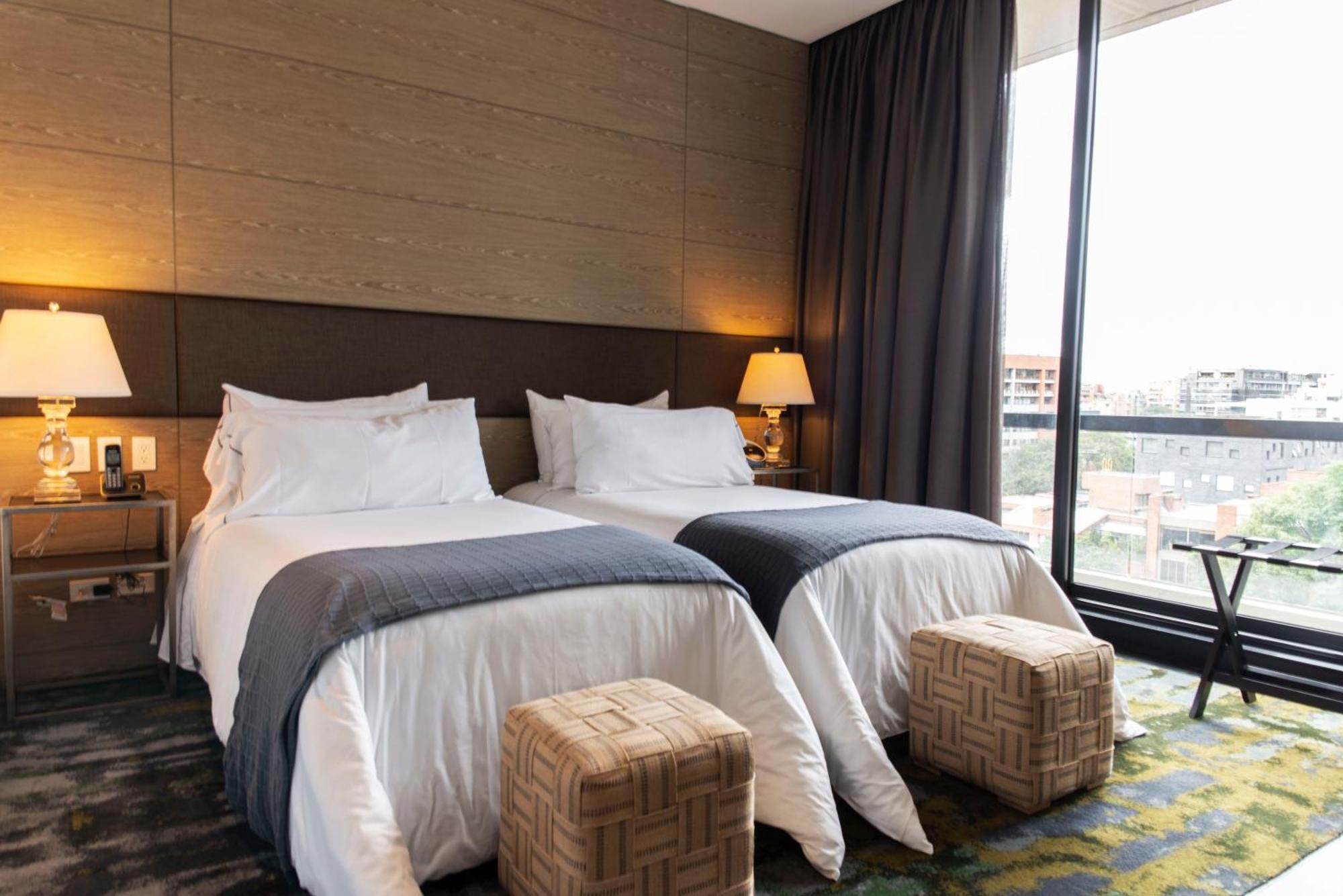 8010 Urban Living Aparthotel Bogota Bagian luar foto