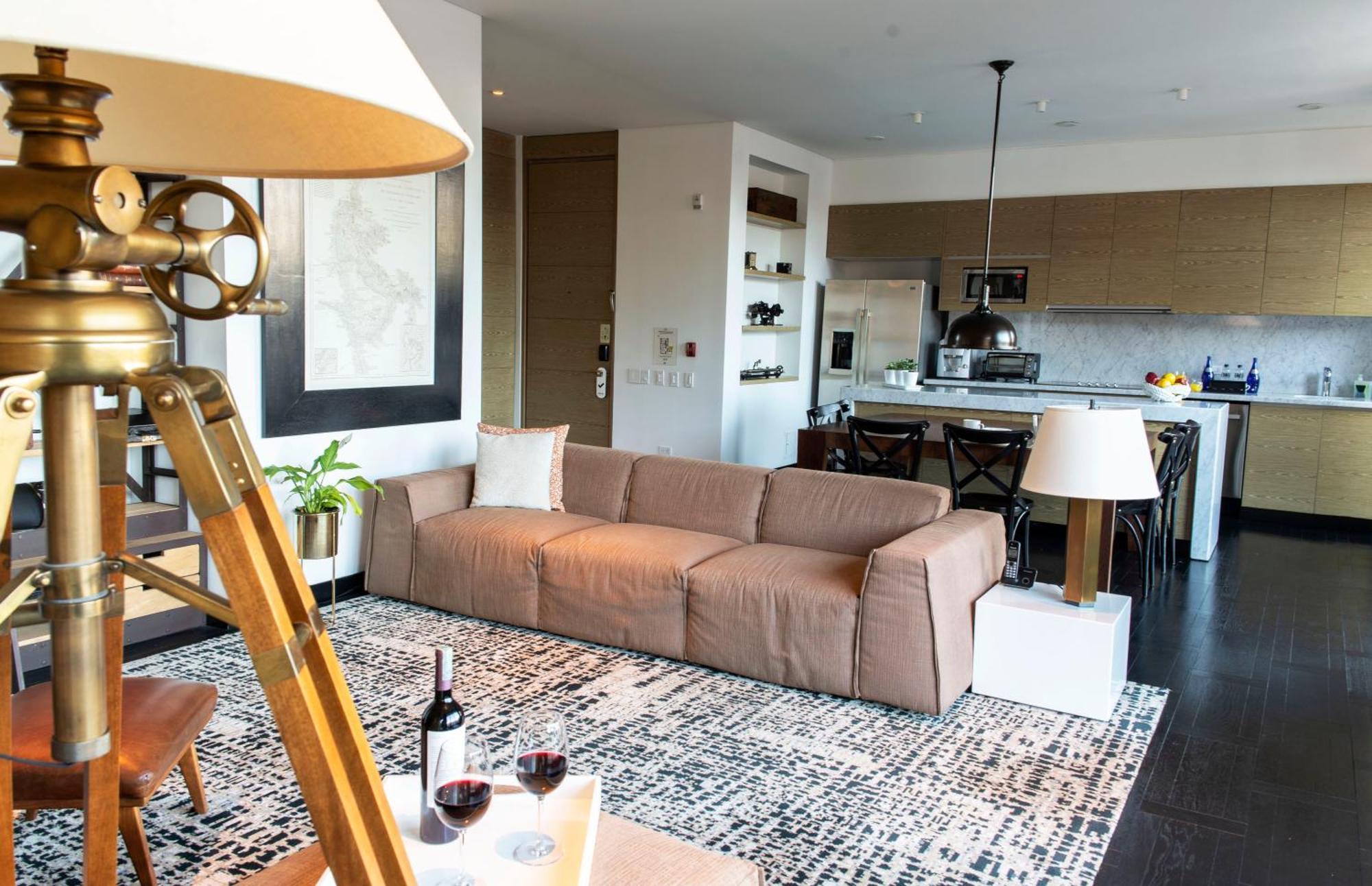 8010 Urban Living Aparthotel Bogota Bagian luar foto