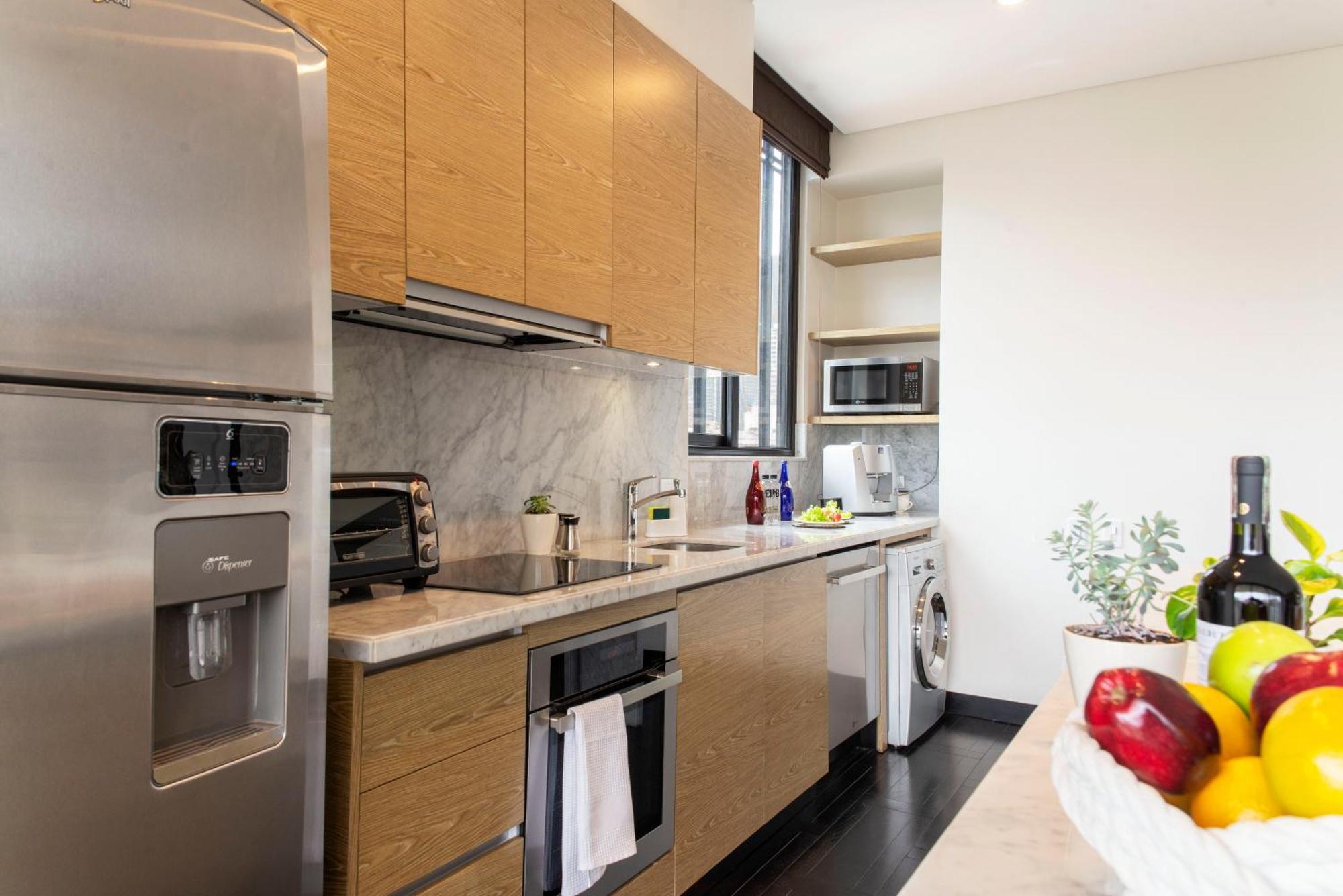8010 Urban Living Aparthotel Bogota Bagian luar foto