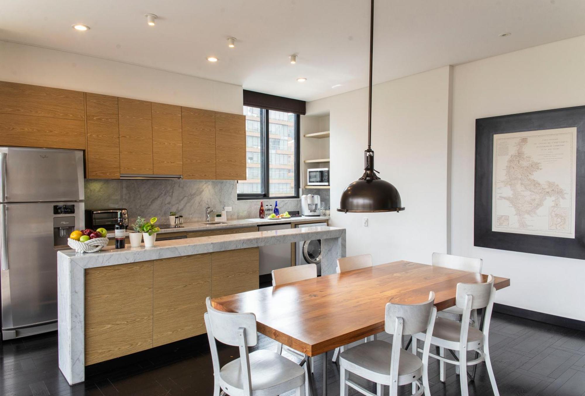 8010 Urban Living Aparthotel Bogota Bagian luar foto