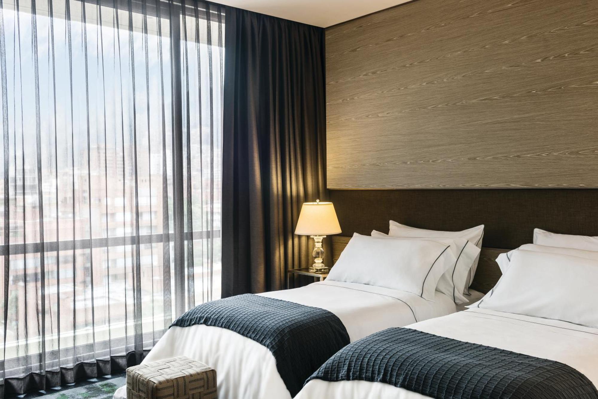 8010 Urban Living Aparthotel Bogota Bagian luar foto